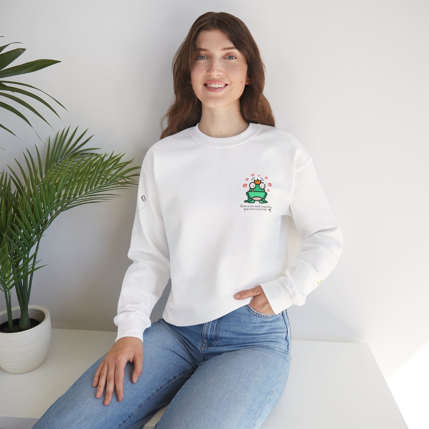 Sweatshirt - Cute Frog Design