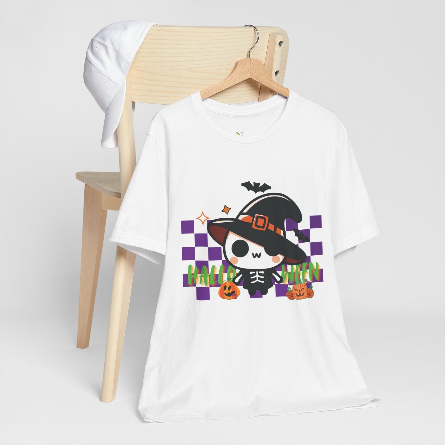T-Shirt - Witchy Skeleton Halloween